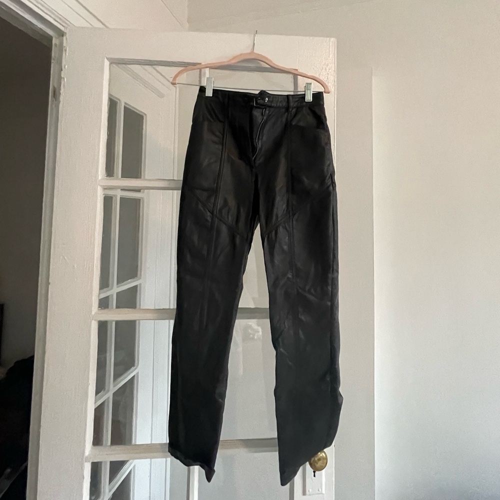 Black Wilfred leather pants from Aritzia.